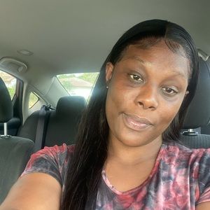 Meet your Posher, Shaketa